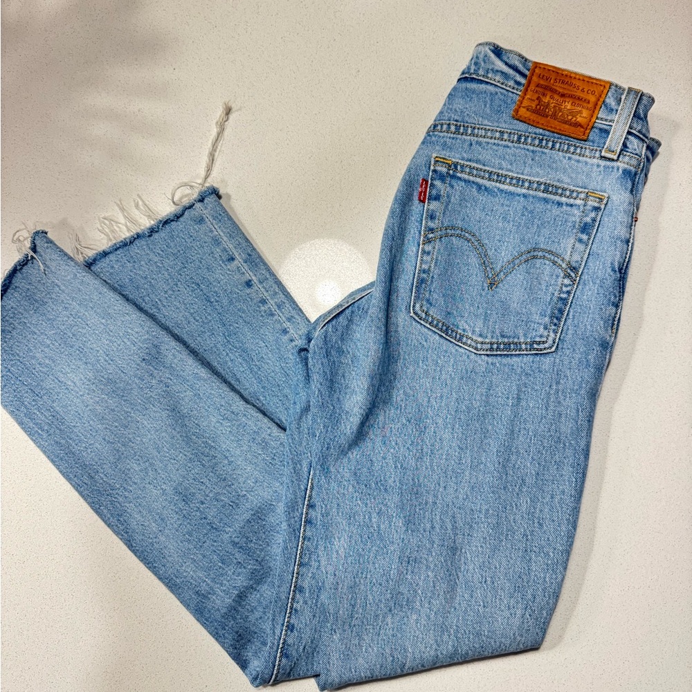 Levi's Women's Wedgie Straight Leg Jeans